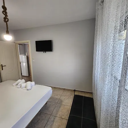 Breeze Apartments- בית נופש ניאה פלאגיה