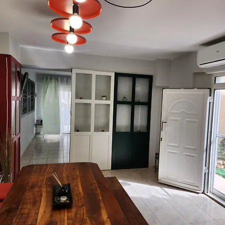 Breeze Apartments- * Nea Plagia