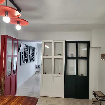 Breeze Apartments- Сasa de vacaciones